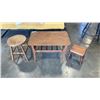 Image 1 : WOOD ENDTABLE AND 2 STOOLS