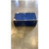 Image 3 : BLUE METAL TRUNK