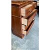 Image 2 : 5 DRAWER SUMTER CHEST OF DRAWERS