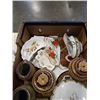 Image 8 : TRAY OF CHINA, POTTERY, MYOTT LIDDED TUREEN AND GRAVY BOAT, DISH RACK