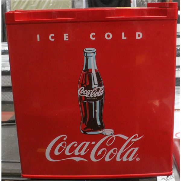 NOSTALGIA ELECTRICS COCA COLA MINI FRIDGE
