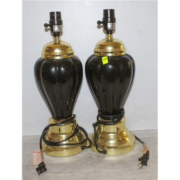 2 BLACK AND GOLD LAMPS