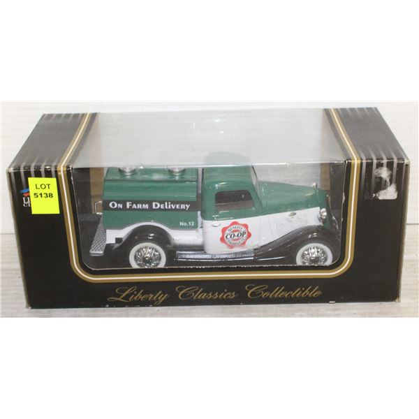 LIBERTY CLASSIC COLLECTIBLE 2008 CO-OP 1935 FORD