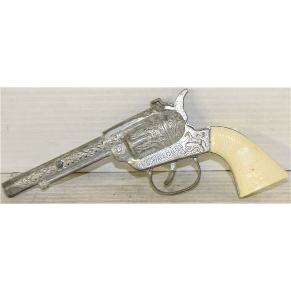 ANTIQUE YOUNG BUFFALO BILL TOY GUN