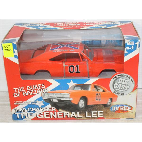 THE DUKES OF HAZZARD 1969 CHARGER 1:24 SCALE