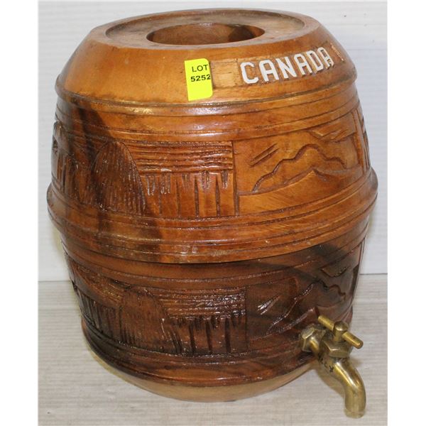 VINTAGE WOODEN CANADA KEG