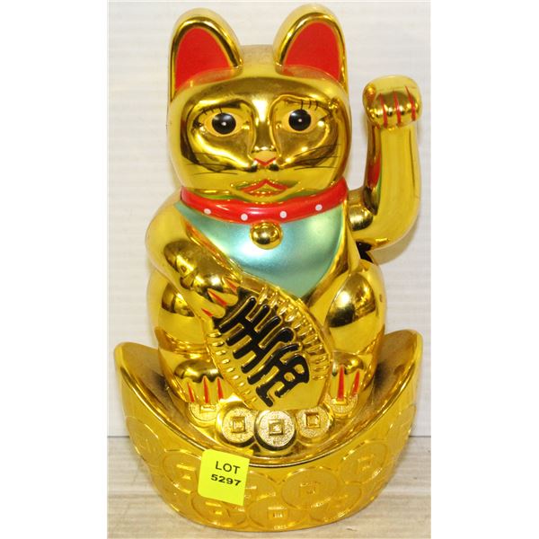 JAPANESE LUCKY CAT MANEKI NEKO