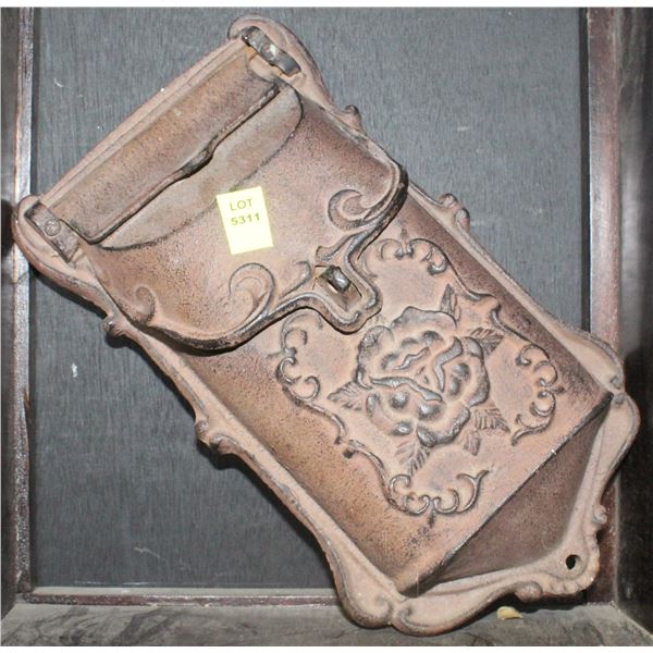 ANTIQUE METAL MAILBOX