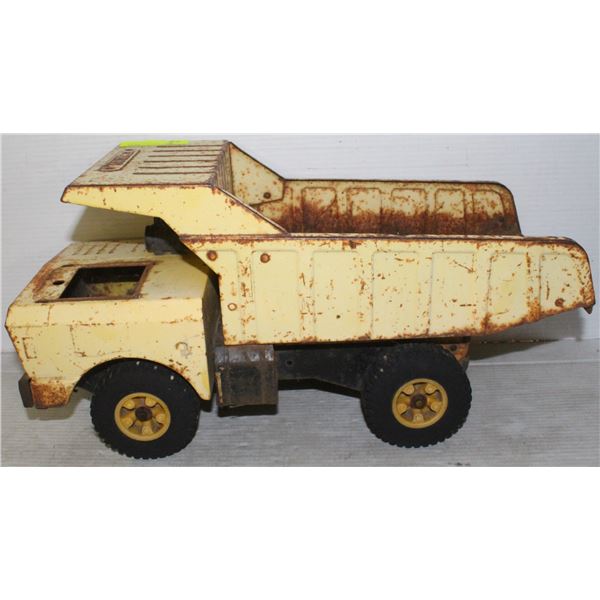 ANTIQUE TONKA DUMP TRUCK
