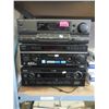 Image 1 : 3 Pieces of Stereo Equipment