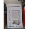 Image 1 : 2L Household Dehumidifier