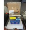 Image 1 : Digital Ultrasonic Cleaner - Model 010S