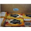 Image 1 : 21 x 200 g Packages of Jacob's Cream Crackers