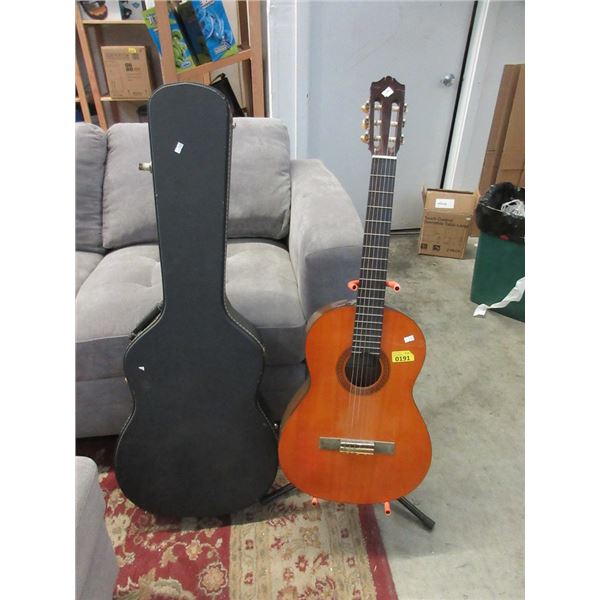 Yamaha CG-100A Acoustic Guitar with Case