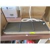 Image 1 : Box of 4 Cast Iron Cooking Grates - 19" x 6"