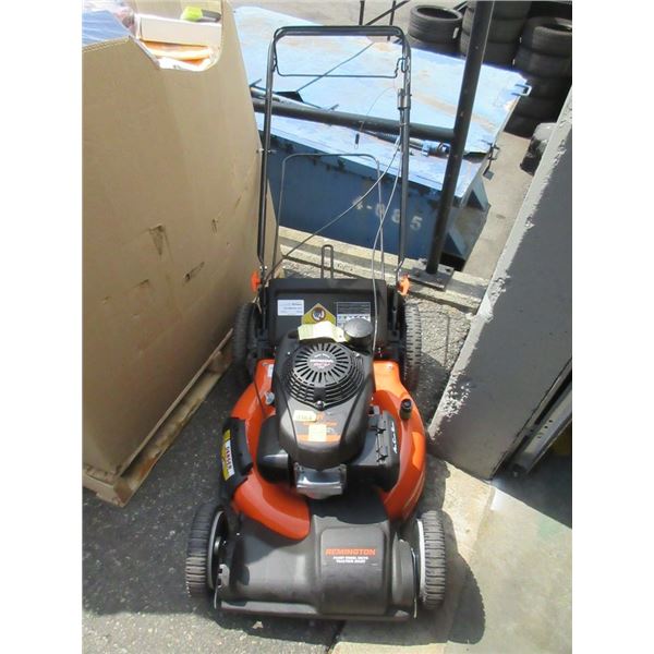 Remington Gas Lawnmower with Bag