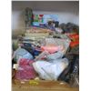 Image 1 : Box Lot of Assorted Amazon Overstock Goods