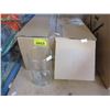 Image 1 : Case of 12 New Clear Glass Vases - 4" x 6" tall