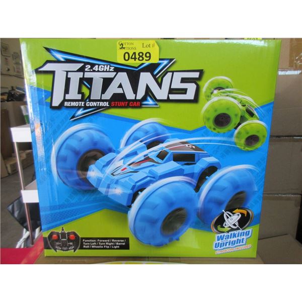 2 New Titans R/C Stunt Car - 2.54 GHz