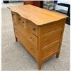 Image 3 : GORGEOUS SOLID OAK CHEST OF DRAWERS