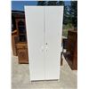 Image 1 : LARGE WHITE STORAGE CABINET