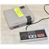 Image 1 : CLASSIC RETRO GAME CONSOLE WITH CONTROLLER