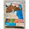 Image 1 : 16KG BAG OF ACTR1UM HOLISTIC DOG FOOD