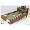 Image 1 : TABLE TOP OLD CENTURY GOLF GAME 24" X 14"