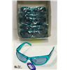 Image 1 : 6 PAIRS OF AQUA BLUE MODERN SUNGLASSES