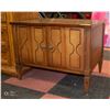 Image 1 : WOODEN ENTRANCE WAY TABLE/CABINET H-22" W-21"