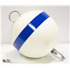 Image 1 : TAYLOR MADE BUOY 12" W/ROD - WHITE/BLUE