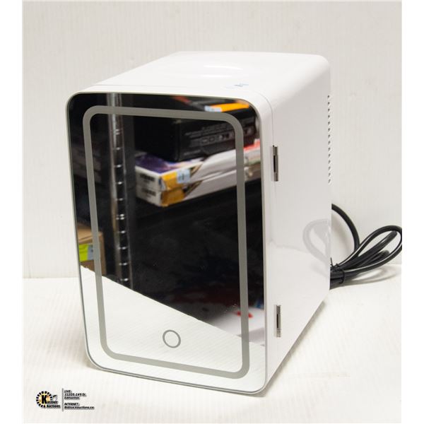 NEW REPACKED ASTRO AI MIRRORED 6L MINI FRIDGE