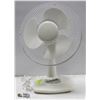 Image 1 : WHITE MAINSTAYS OSCILLATING 12INCH TABLE FAN