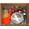 Image 1 : BOX OF DOG ACCESSORIES