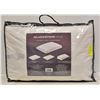 Image 1 : NEW GLUCKSTEIN HOME QUEEN 3 IN 1 PILLOW