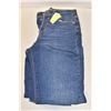Image 1 : NEW LEVIS WOMENS BLUE JEANS 27 X  28 WEDGIE