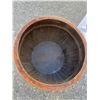 Image 2 : Lidded footed basket