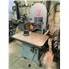 Image 1 : 12" Roll-In Vertical Band Saw