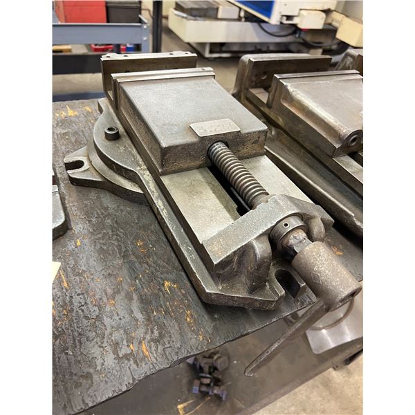 6" Machining Vise w /Swivel Plate
