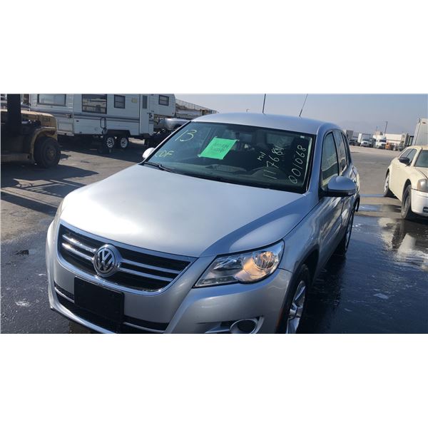 2009 Volkswagen Tiguan S