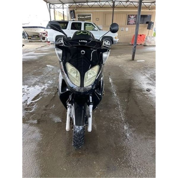2008	LANCE	DUKE TOURING