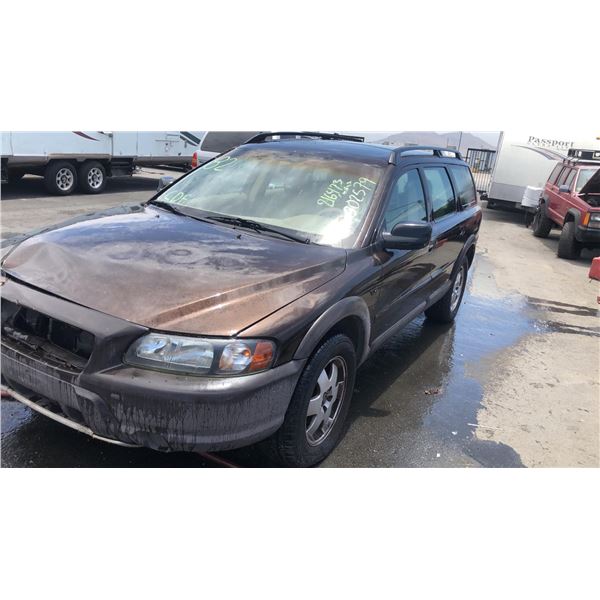 2001 Volvo V70 XC