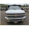 Image 11 : 2018 Chevy Silverado 3500HD Flatbed Dump Truck w/ Bed-Mounted Fuel Tank, Lic. 427TWN (Runs & Dumps -