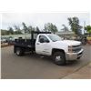 Image 3 : 2018 Chevy Silverado 3500HD Flatbed Dump Truck w/ Bed-Mounted Fuel Tank, Lic. 427TWN (Runs & Dumps -
