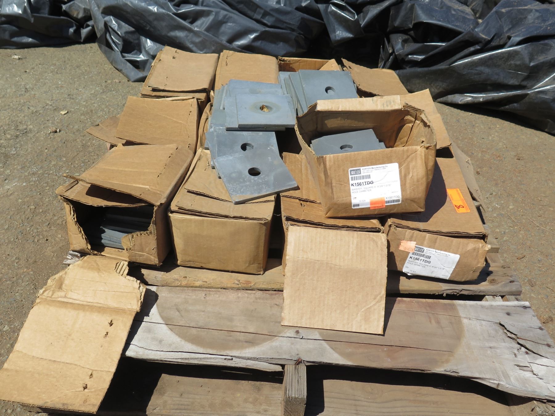 Pallet Boxes Kortick Manufacturing Square Washers K1561TDG