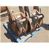 Image 8 : Qty 2 Bucket Attachments 16"W & 12"W (Fits Case 580)