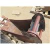 Image 8 : CAT Bucket Attachment 12"W (Fits Cat 420/430)
