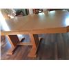 Image 8 : Dining Room Table Cat C