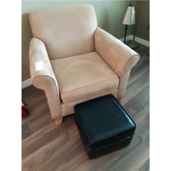 Van Gogh Easy Chair & Ottoman Cat C