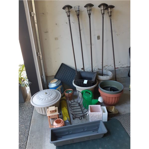 Gardening Pots & Tiki Torches Cat A